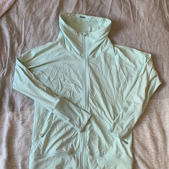 Pump it up Jacket - Picture 2 of 4